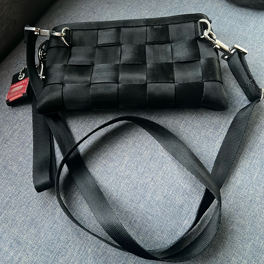 Harvey’s Seatbelt Bags Crossbody Clutch